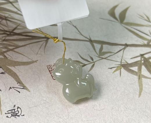 【快抱】【于田产和田玉于田料青白玉马上有钱】出证书，发货1~5天，48小时鉴赏期 商品图1