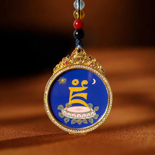 新品黄财神种子字藏式文创镀金嘎乌盒挂件唐卡画心堆金工艺 商品图4