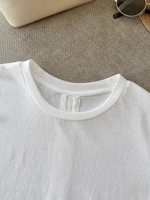 R*w鱼骨反缝T
THE R*W简约欧美休闲的代表 商品图11