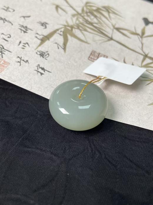【快抱】【于田产和田玉于田料青白玉平安扣】出证书，发货1~5天，48小时鉴赏期 商品图0
