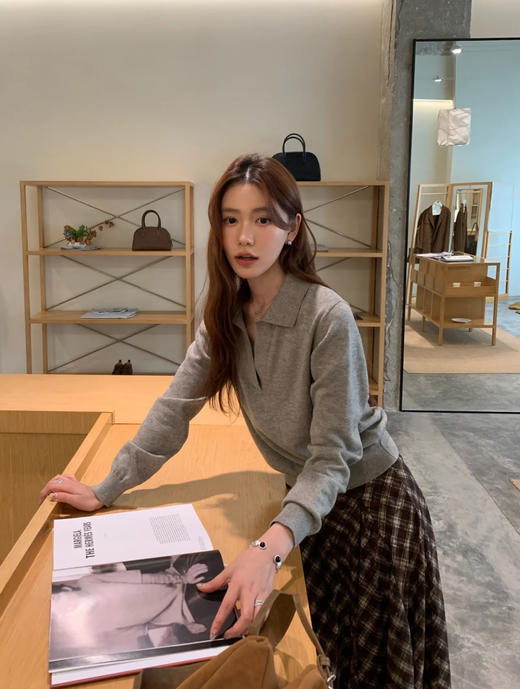 老钱风Polo领慵懒休闲V领针织衫春天的标配 商品图9