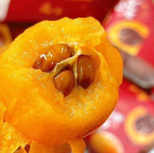 云南·蒙自甜枇杷，水润甜蜜 滋润喉咙，小小的身体，汁水十分足，薄薄的皮里面全是鲜嫩的果肉 商品图1