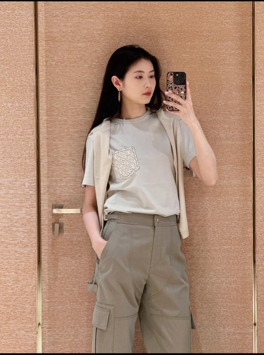 驴家 26年春夏新品🆕爆款米色口袋T恤（MM） 商品图7