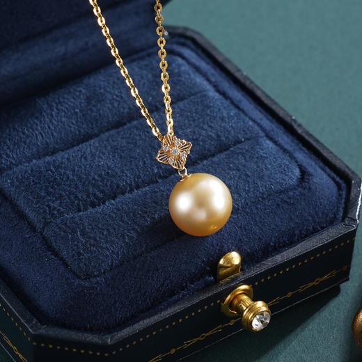 子佩集【四叶华章】G18K珍珠惜王妃吊坠【P230142】11mm珠海水珠金色四叶草镀金（不含链）2601 商品图0