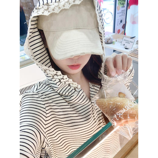 <曾小咸推荐>3.30现货秒杀 ！微信超特价！长袖蕾丝拼接条纹针织衫 日常159.99 立减80 秒杀79.99！！ 商品图3