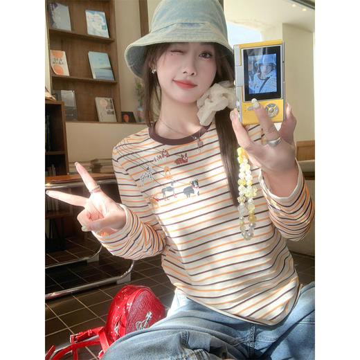 <曾小咸推荐>3.28现货秒杀 ！微信超特价！韩系小狗印花条纹T 日常159.99 立减90 秒杀69.99！！ 商品图0