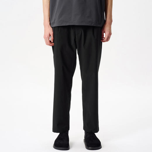 Goldwin One Tuck Tapered Light Pants 轻量伸缩性宽松锥形长裤 商品图0