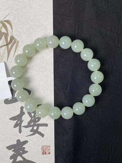 【快抱】【于田产和田玉于田料青白玉12mm手串】出证书，发货1~5天，48小时鉴赏期 商品图0