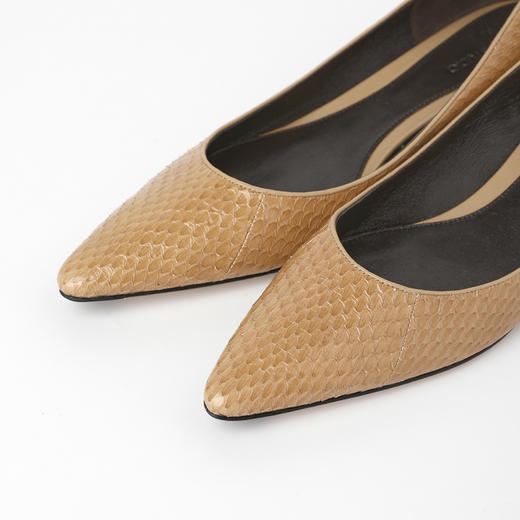ROMI STUDIO蛇皮羊皮轻薄光泽气质小猫跟尖头高跟鞋RWCLP37374 商品图2