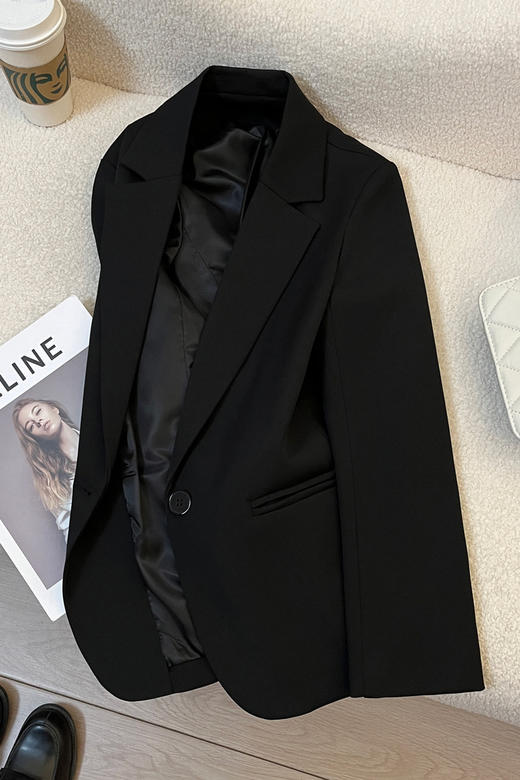 【清风外衣】黑色西装外套女款！2026春秋新款高级感炸街气质休闲通勤小西服！ 商品图3