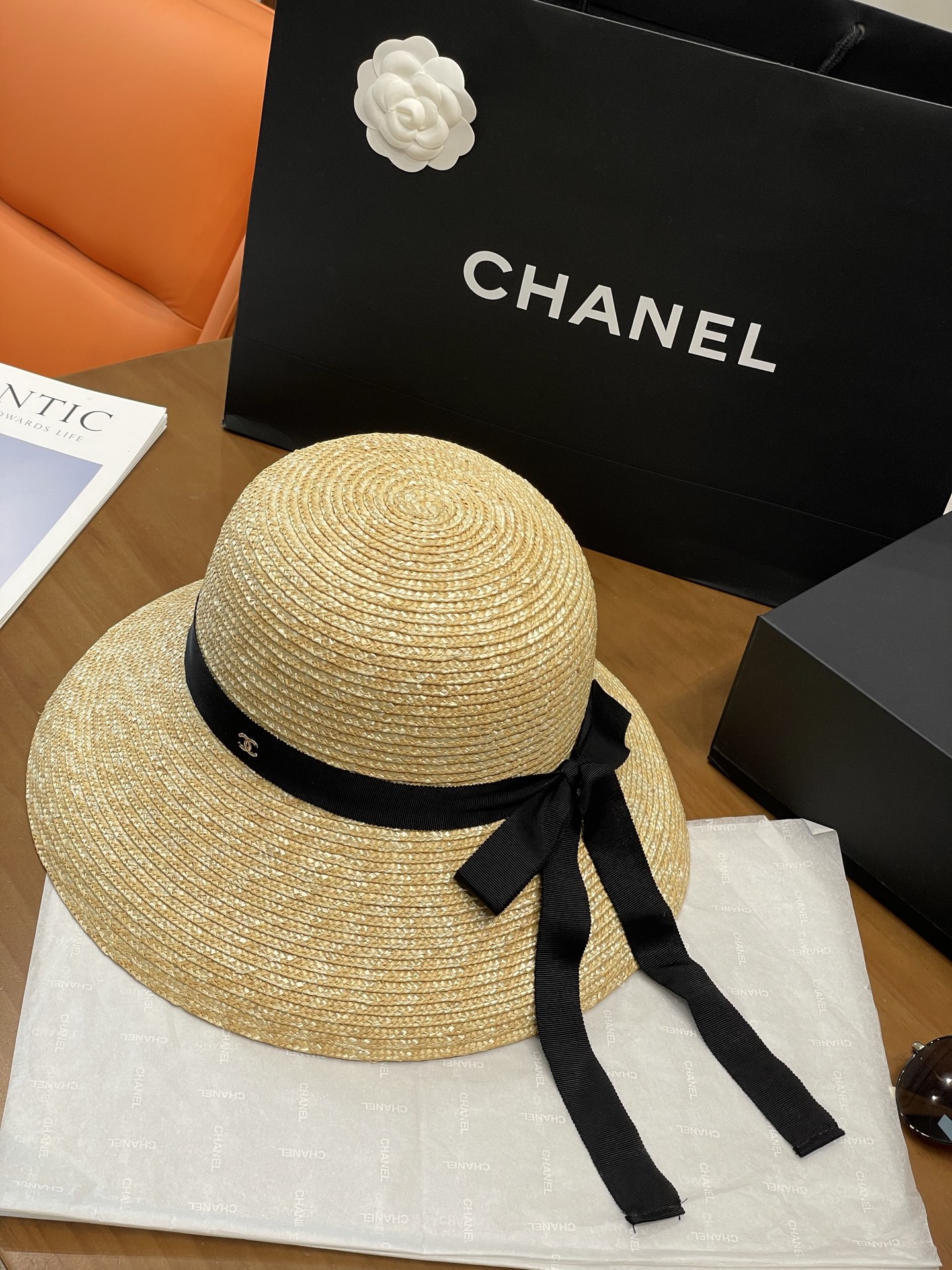 Chanel草编蝴蝶结礼帽 草帽 法式优雅的“氛围精致神器”（CO）