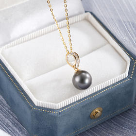 子佩集【曦华曳梦】银S925珍珠惜王妃套链【P3120】9mm珠镀金黑珠水滴2601