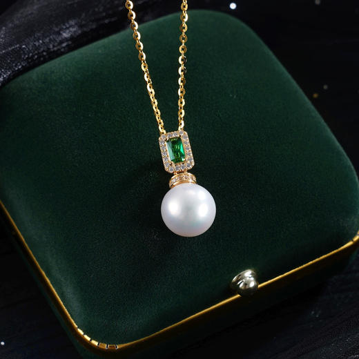 子佩集【珍情不渝】银S925珍珠惜王妃吊坠【P2864】10mm珠双色绿方块（不含链）2601 商品图0