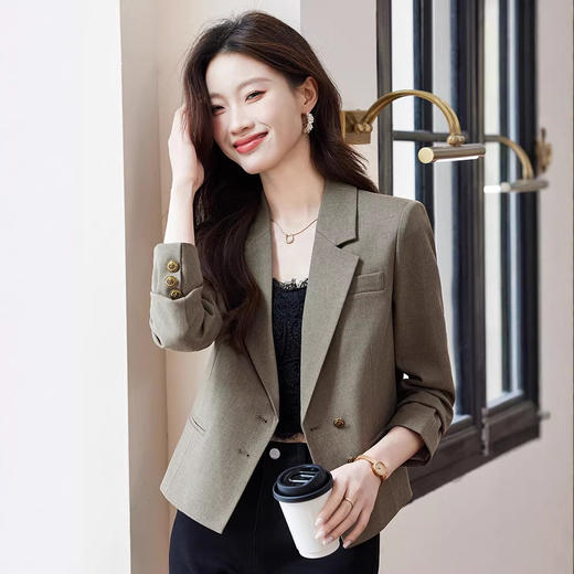 「自」全新升级【铂金会员165/天猫219/差价54】(74630)洛诗琳气质翻领小西装外套女2026春季新款百搭通勤短上衣 商品图3