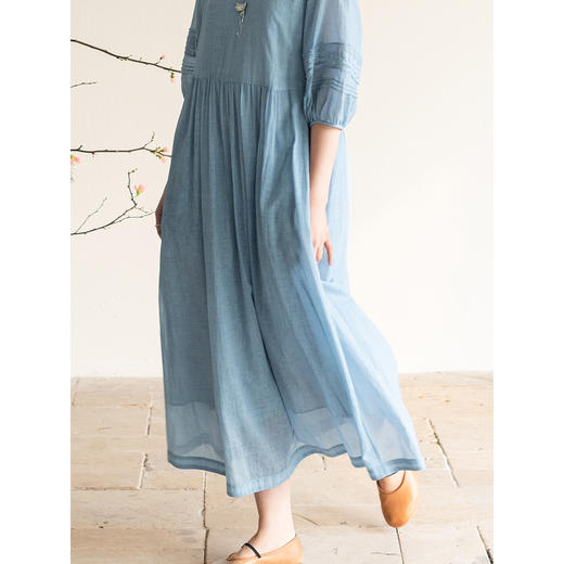 牧衣游原创 100支纯棉打条连衣裙女宽松轻薄飘逸蓝色长裙 云山晓 商品图3