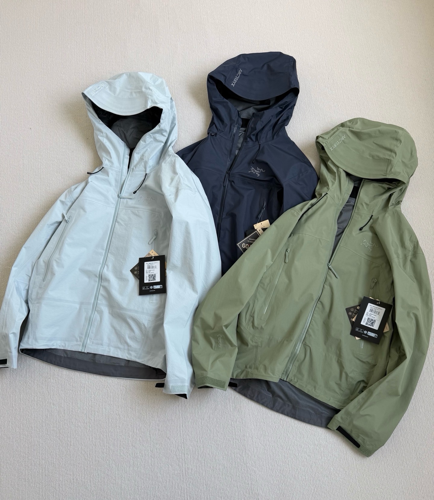 男女防水防风透气连帽休闲夹克情侣款外套男款