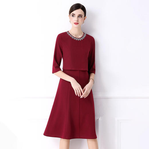 「高货deo」全新升级【铂金会员477/天猫639/差价162】(94812)洛诗琳手工钉珠假两件装连衣裙女2026气质优雅通勤收腰裙 商品图0