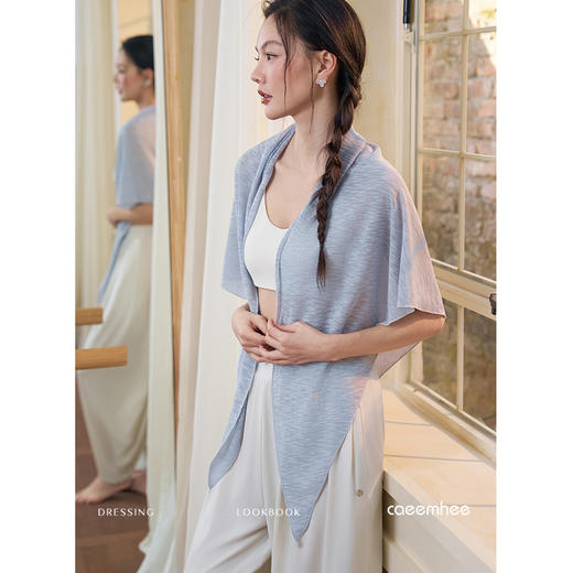 卡益2026春夏款KM05724 卡益三角披肩 商品图3