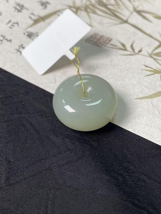 【快抱】【于田产和田玉于田料青白玉平安扣】出证书，发货1~5天，48小时鉴赏期 商品图1