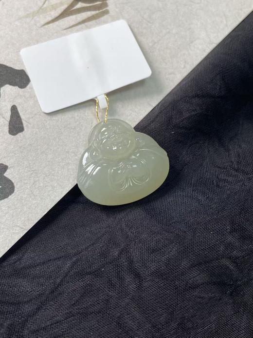 【快抱】【于田产和田玉于田料青白玉抱抱佛】出证书，发货1~5天，48小时鉴赏期 商品图1