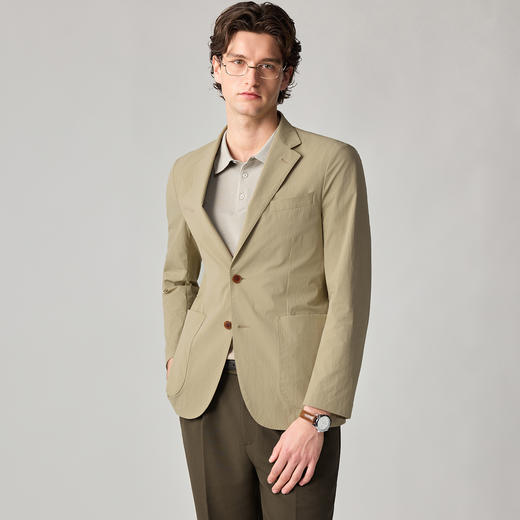 轻薄速干防晒西服外套 商品图1