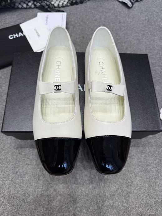 Chanel 香奈儿 经典双色玛丽珍 芭蕾平底鞋（DBG） 商品图0
