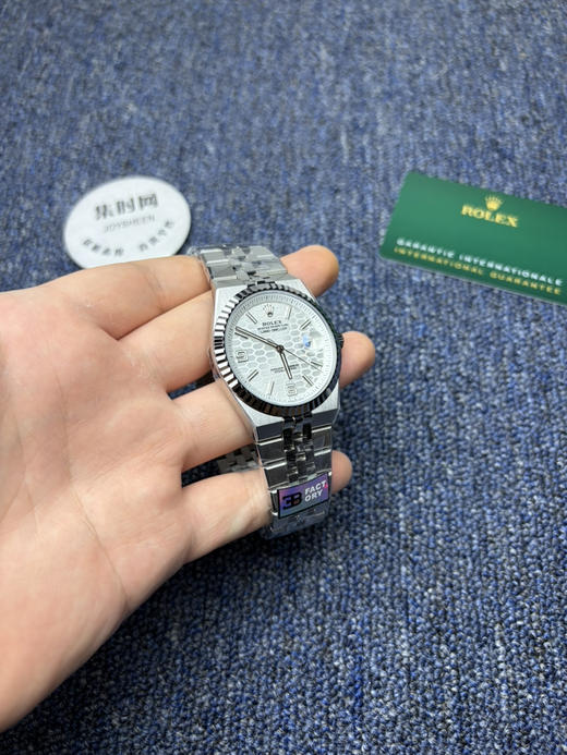 劳力士BF陆使型40系列 BV2版 BF配重陆使型 重量160克+ 男士腕表 表径40mm 再创品质新高度
告别粗劣版本的轻飘飘 商品图2