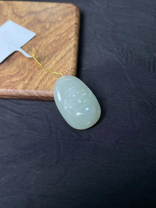 【快抱】【于田产和田玉于田料椭圆弥勒佛26*17】出证书，发货1~5天，48小时鉴赏期 商品图1