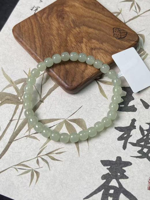 【快抱】【于田产和田玉于田料青白玉6mm苹果珠手串】出证书，发货1~5天，48小时鉴赏期 商品图1