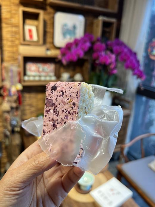 【仅月末3天】云南玫瑰奶盖沙琪玛   200克/盒 （8块左右） 商品图3