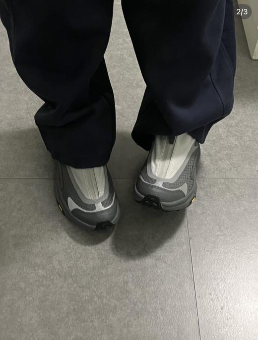 一店k （仅售48小时！）太酷了！HK又一个王炸！刀锋战士360°无死角！机能风上脚真的帅惨了！抗撕裂面料 vibram橡胶大底 无鞋带设计太爱了！未来感解构风 双层跑步鞋 脚感绝了！ 商品图12