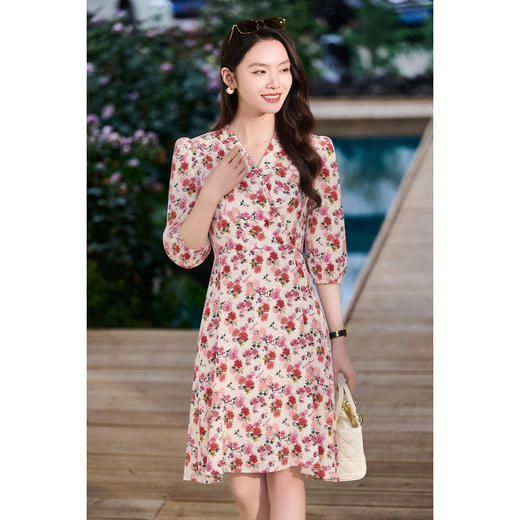 【桑蚕丝印花裙】2026春季新款时尚减龄泡泡袖A字连衣裙 商品图1