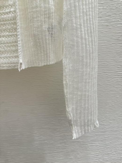 【此款只换码不退】缪缪 撞色边薄款针织开衫+logo 刺绣吊带背心（MM） 商品图5