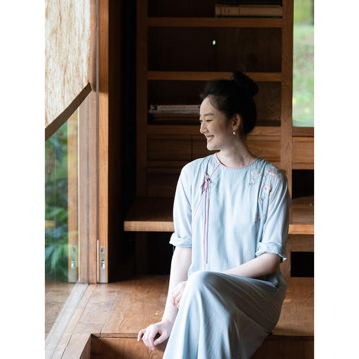 牧衣游原创 手工刺绣100支纯棉连衣裙女气质新中式改良旗袍 予花 商品图1