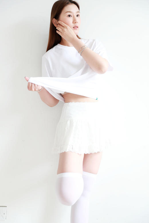 三色齐发！！胸口小标刺绣，复古美式正肩设计情侣圆领t恤E032666 商品图10