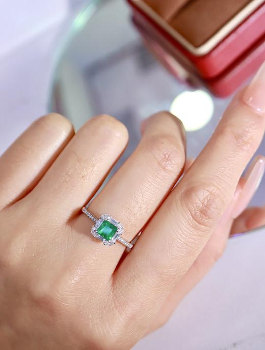 0.82克拉祖母绿戒指 商品图7