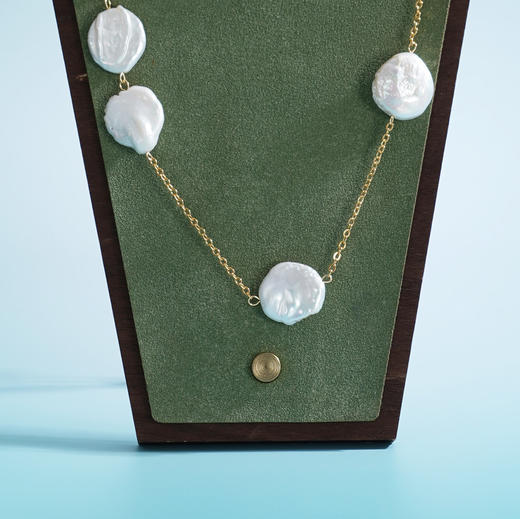 子佩集【长情印记】珍珠惜王妃毛衣链【ZZMYL002】16.5mm扁珠镀金巴洛克2601 商品图1