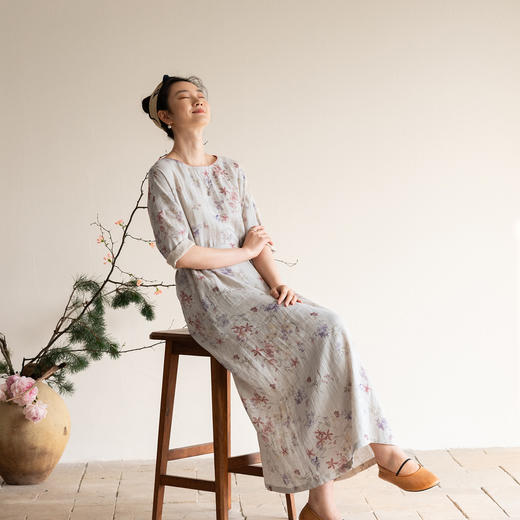 牧衣游原创 进口亚麻印花连衣裙新款轻薄宽松质朴复古长裙 花满柿 商品图0