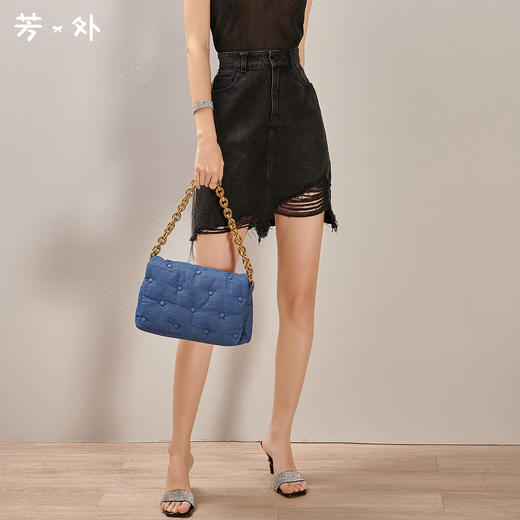 【牛仔破洞刮烂】2021新款夏季高腰牛仔破洞流苏装饰半截裙8T21BI0684 商品图0