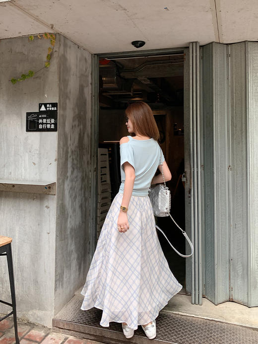 <曾小咸推荐>3.30现货秒杀 ！微信超特价！2色斜领露肩短袖T恤 日常109.99 立减50 秒杀59.99！！不规则半身裙  秒杀89.99！ 商品图9