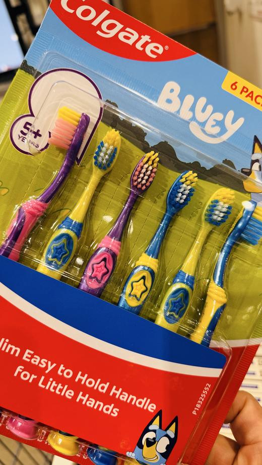 到手价99元 高露洁Bluey儿童软头牙刷专为5岁以上小朋友设计，6支装 美国代购，无中文标签，介意慎拍 商品图1