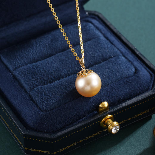 子佩集【缱绻韶光】G18K珍珠惜王妃吊坠【P200729-1】11mm珠海水珠金色花托花片镀金（不含链）2601 商品图0