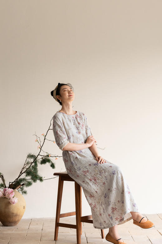 牧衣游原创 进口亚麻印花连衣裙新款轻薄宽松质朴复古长裙 花满柿 商品图5