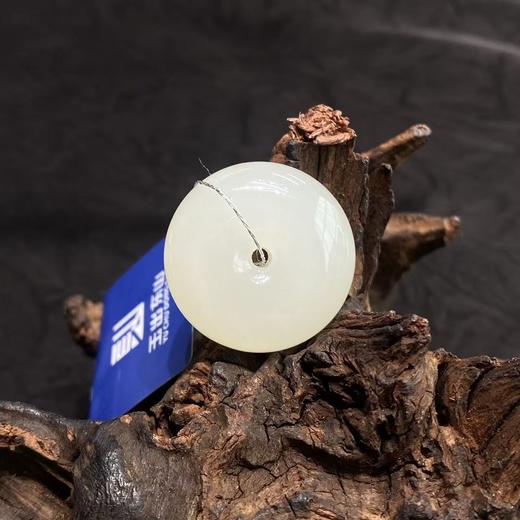 【快抱】【于田产和田玉于田料白玉平安扣】出证书，发货1~5天，48小时鉴赏期 商品图0