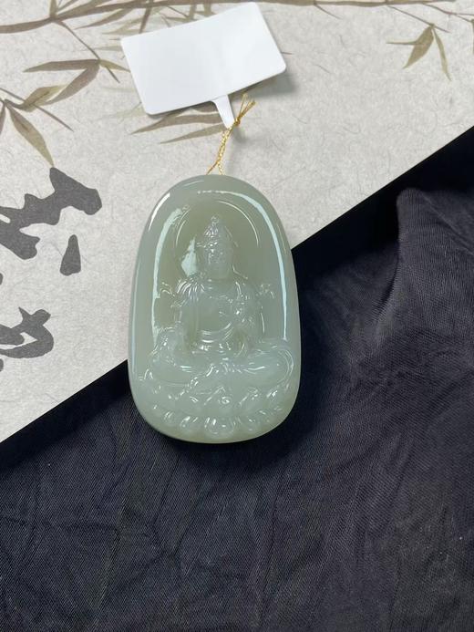 【快抱】【于田产和田玉于田料青白玉椭圆观音】出证书，发货1~5天，48小时鉴赏期 商品图3