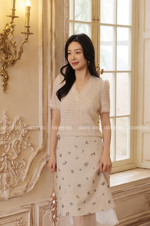 【门店同款】ENJOY夏季法式V领蕾丝短袖上衣 171045801 商品图2