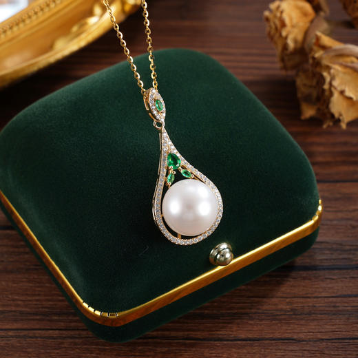 子佩集【恒久珍视】银S925珍珠惜王妃套链【P1926A】12.5mm珠绿点水滴镀金2601 商品图0