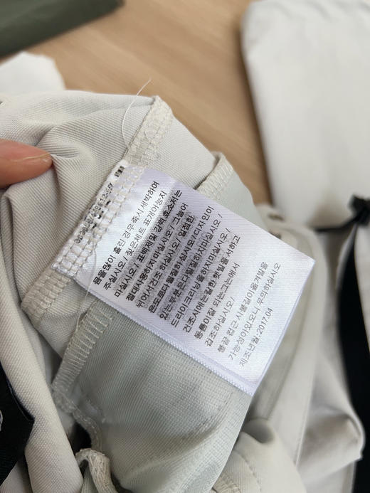 韩单正品 MLB薄款梭织速干大口袋工装裤，男女情侣款，
颜色：灰白色 军绿色 黑色
尺码：M~3Xl 商品图6