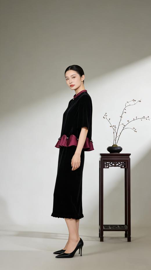 64S852时尚气质金丝绒上衣小衫 商品图1