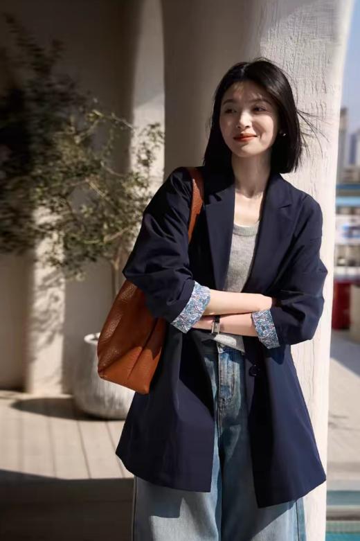 舒适圈挚爱浪漫格调记忆面料休闲通勤高智感风衣外套 商品图1